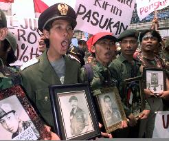 Indonesians protest against U.N.